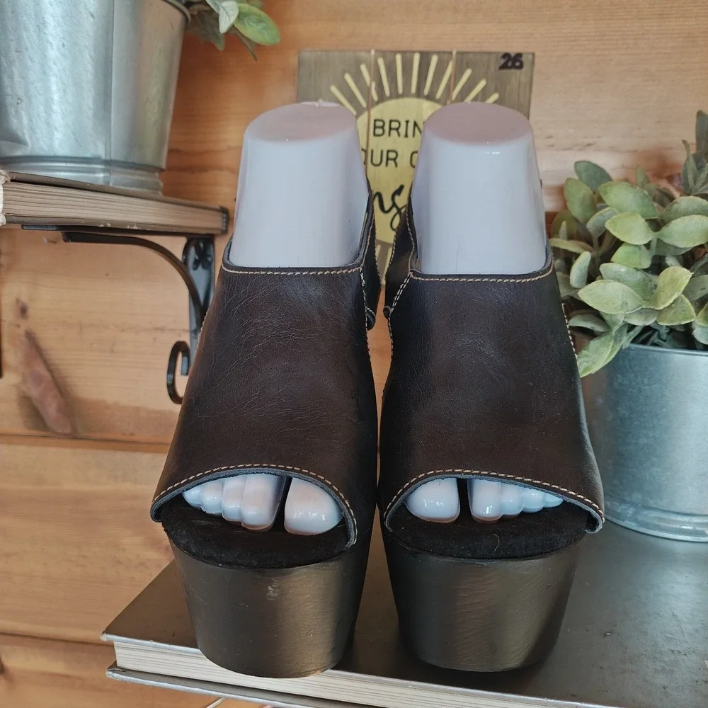 Sbicca Vintage Collection Wooden Wedge Platform Sandals Boho Black Leather Sz 38